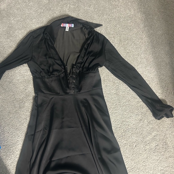 Urban Outfitters Black Satin Long Sleeve Dress - Picture 1 of 2